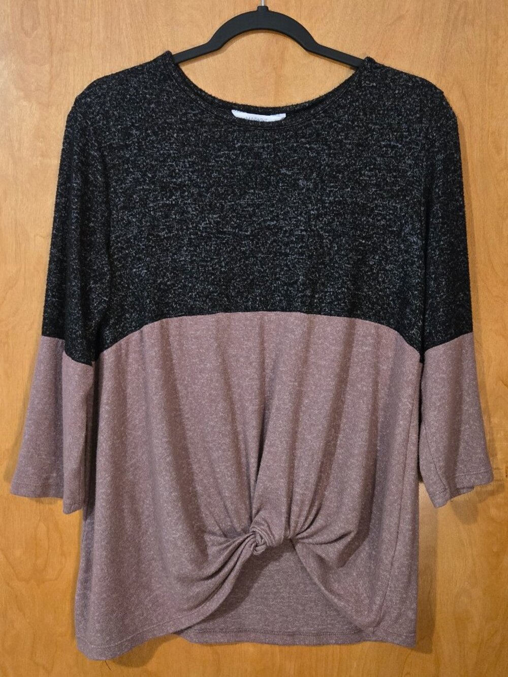 Market & Spruce Size Medium Colorblock Front Twist Hem 3/4 Sleeve Black/Brown